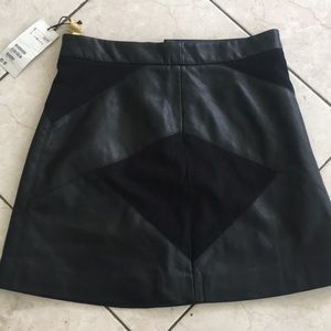 Leather/Swede Angular Skirt